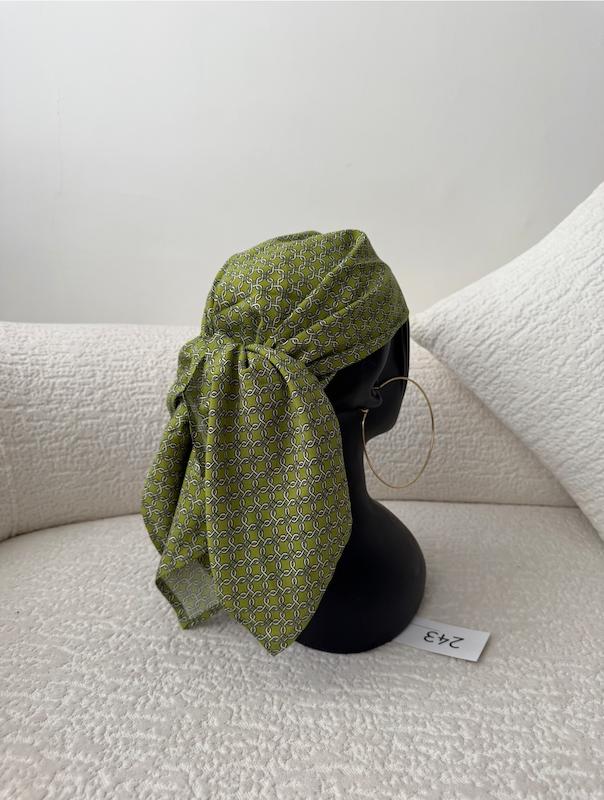 مینی اسکارف pistachio chain ⛓️‍💥🍸