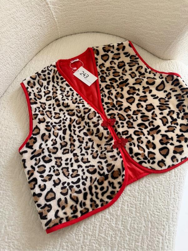 وست Red leopard 🍒🐆