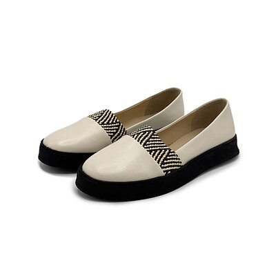 کفش راحتی زنانه مدل Stradivarius Flat shoes - FCr/B80