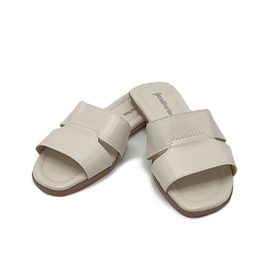 صندل زنانه مدل Stradivarius Sandal - SCr63