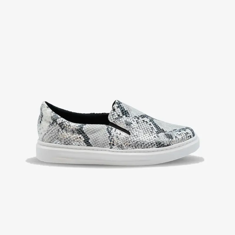 کفش ونس دخترانه ماری نقره ای مدل 0259