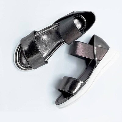 صندل زنانه مدل Stradivarius Sandal - SDs63