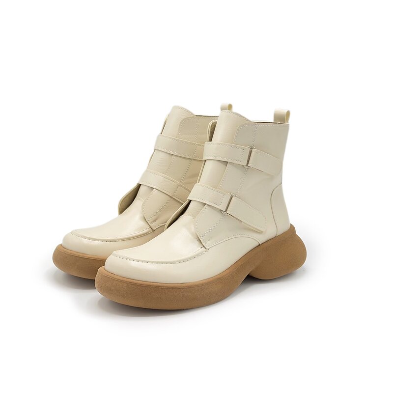 کفش نیم بوت زنانه مدل Stradivarius Flat Ankle Boots  - BTCr0111