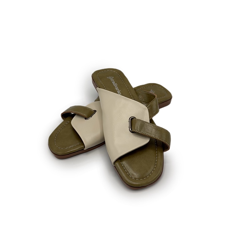 صندل زنانه مدل Stradivarius Sandal - SOl16