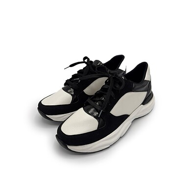 کفش راحتی زنانه مدل Stradivarius Sneakers - SKB/Cr85