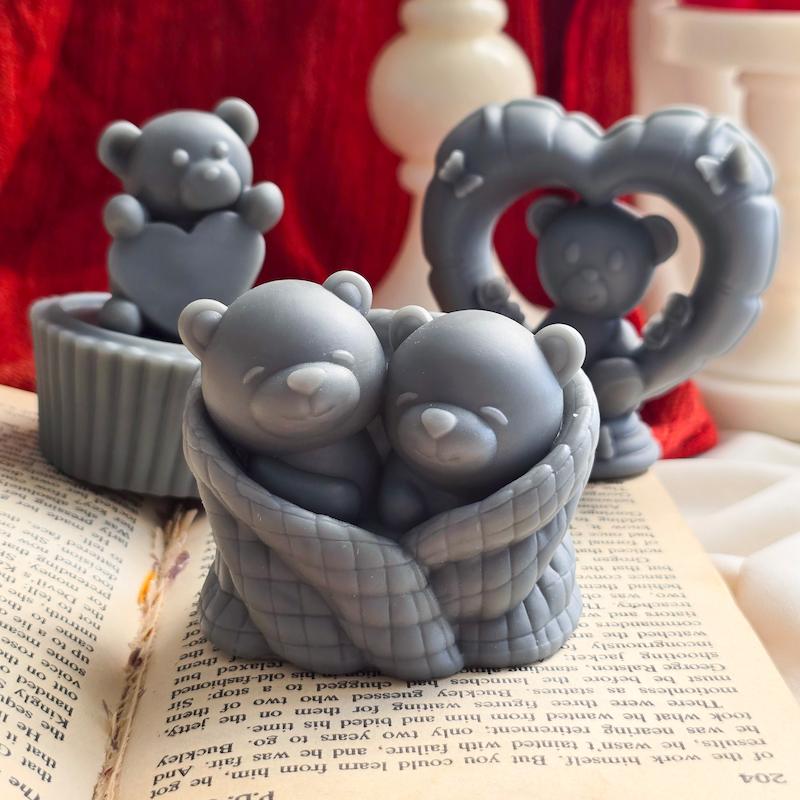 مجسمه اماده رزینی خرس ولنتاینی 