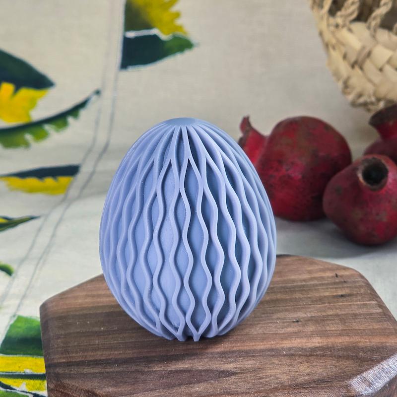 مجسمه اماده تخم مرغ طرح دار