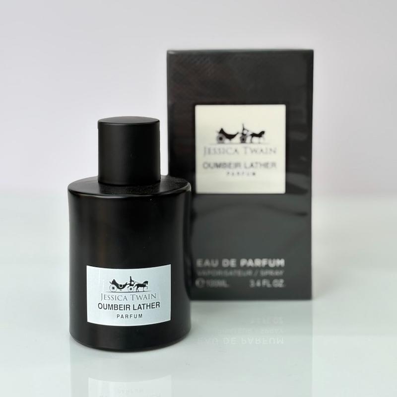 ادکلن جسیکا توین مدل  تام فورد امبر لدر پارفوم