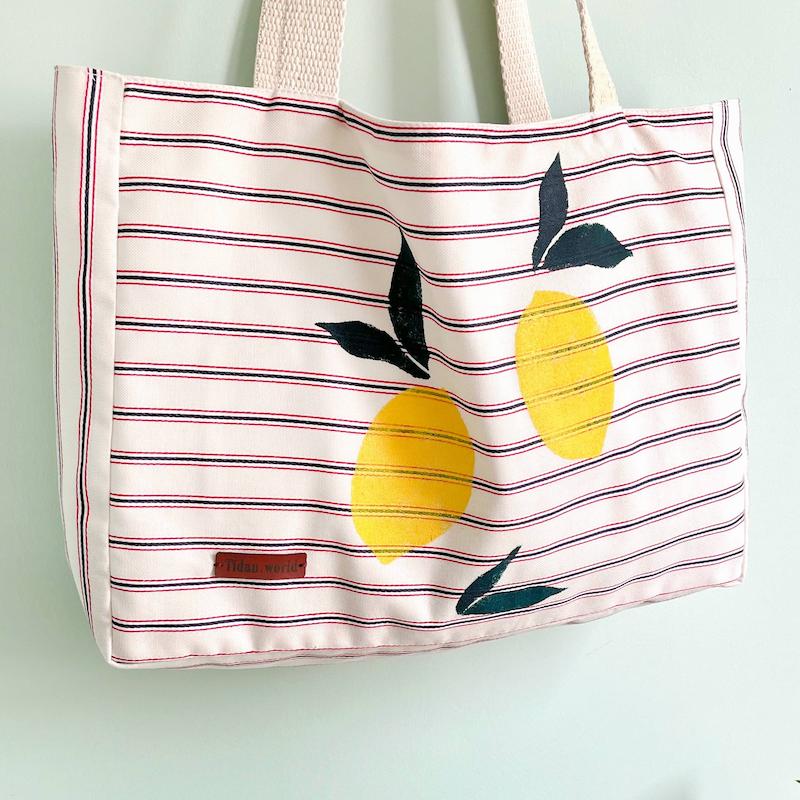 توت بگ lemon