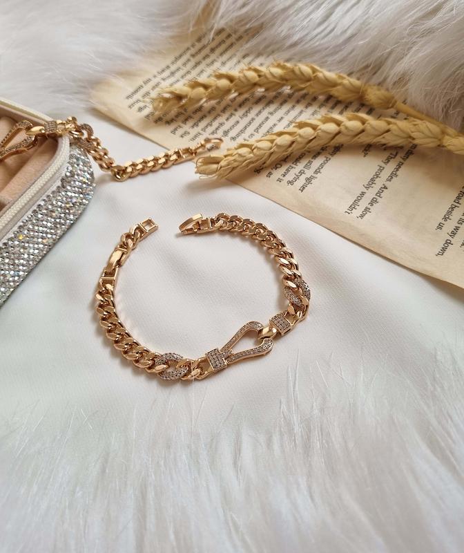 دستبند طرح طلا امگا 