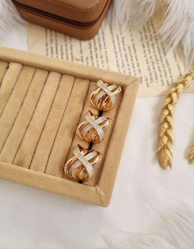 انگشتر طرح طلا نمادار ژوپینگ