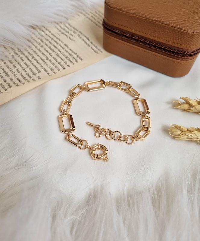 دستبند قفل ملوانی طرح طلا  مستطیلی dream