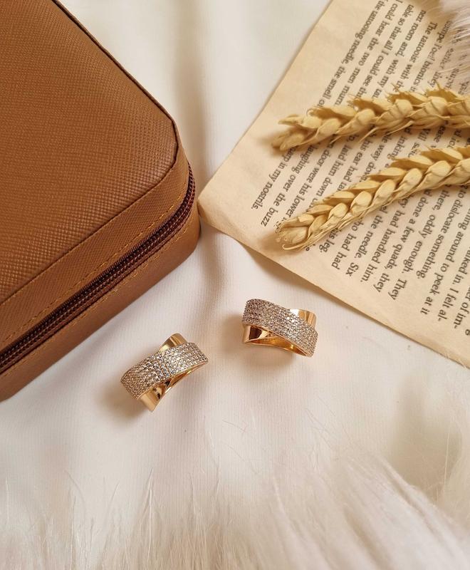 انگشتر طرح طلا مهرنوش ژوپینگ