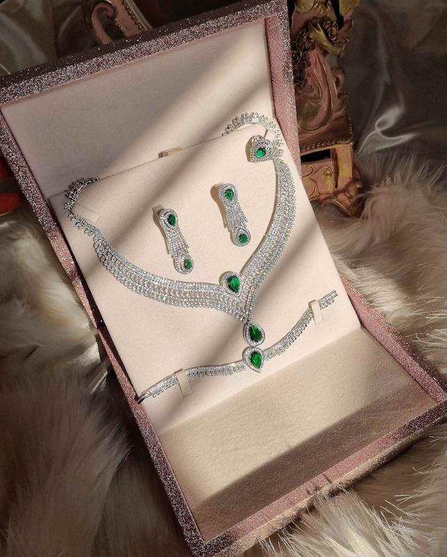 سرویس جواهری لوکس نگین زمرد s33