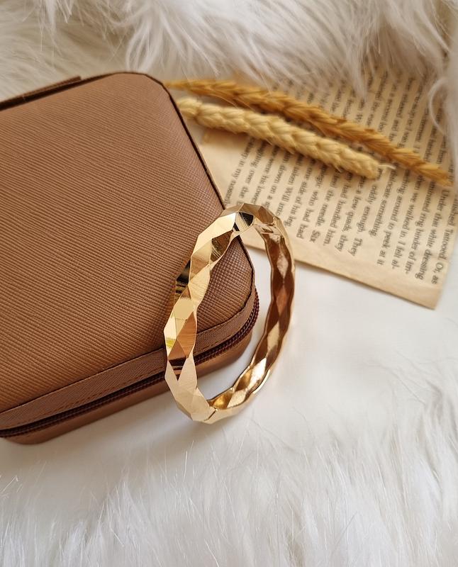بنگل چند ضلعی ژوپینگ D47