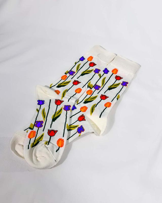 جوراب لاله های دشت برفی