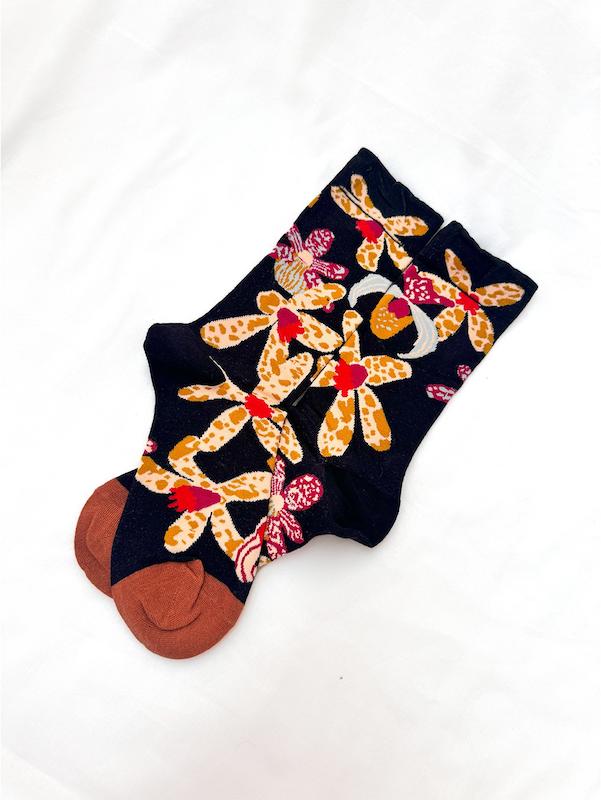 جوراب شقایق های دشت