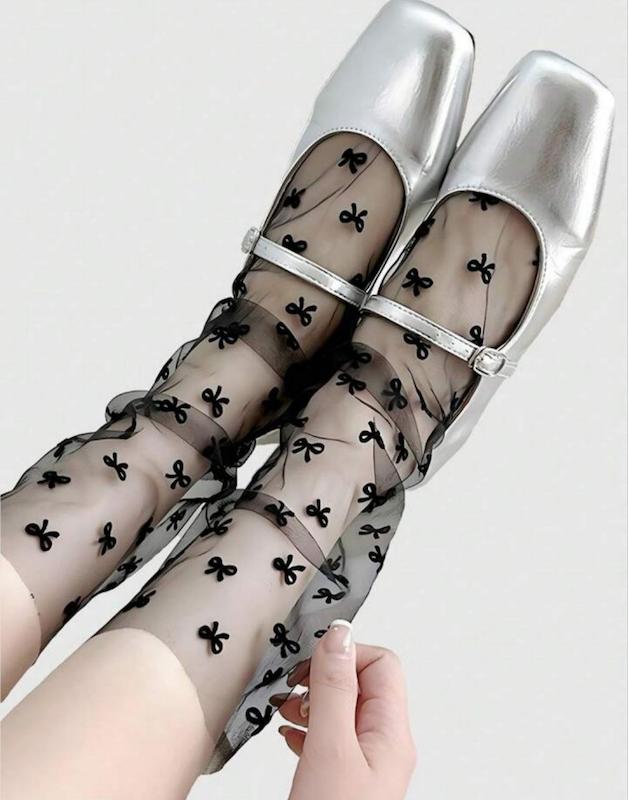 جوراب ادایی پاپیونی