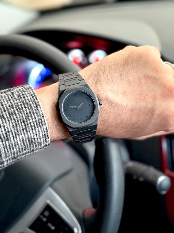 ساعت کربن مردانه