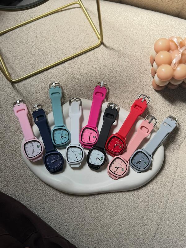 ساعت سیلیکونی دفرمه