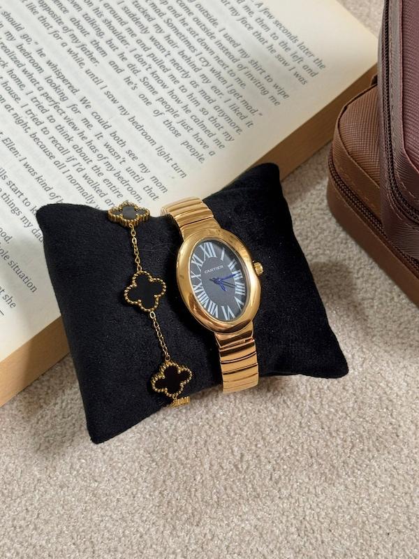 ساعت لوکس کارتیر بیضی