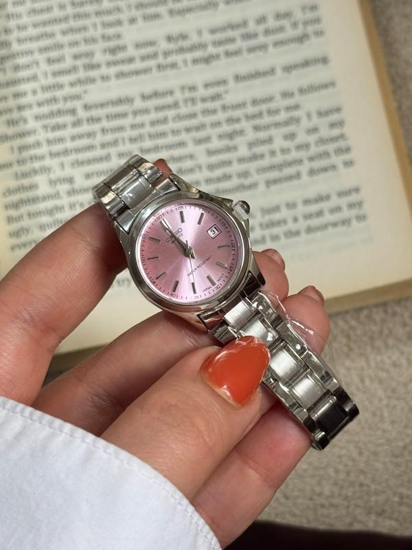 کاسیو گرد صفحه صورتی