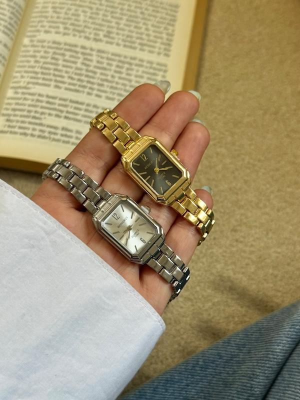 ساعت هانگری مستطیلی