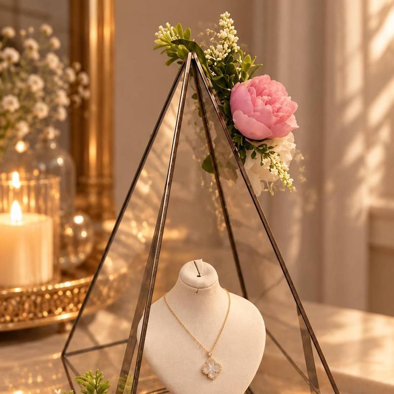 مانکن طلا اجاره ای شیشه ای