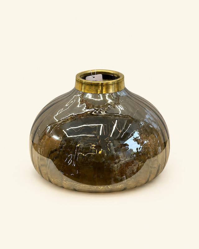 گلدان ایوانا