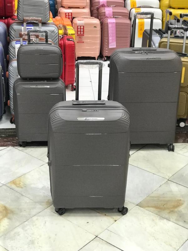 چمدان پارامونت کینگ سایز متوسط