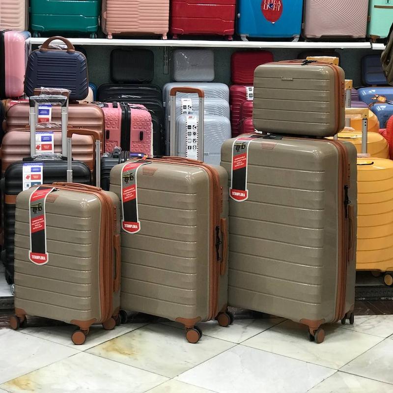 چمدان تیتان پلورا مدل z-10