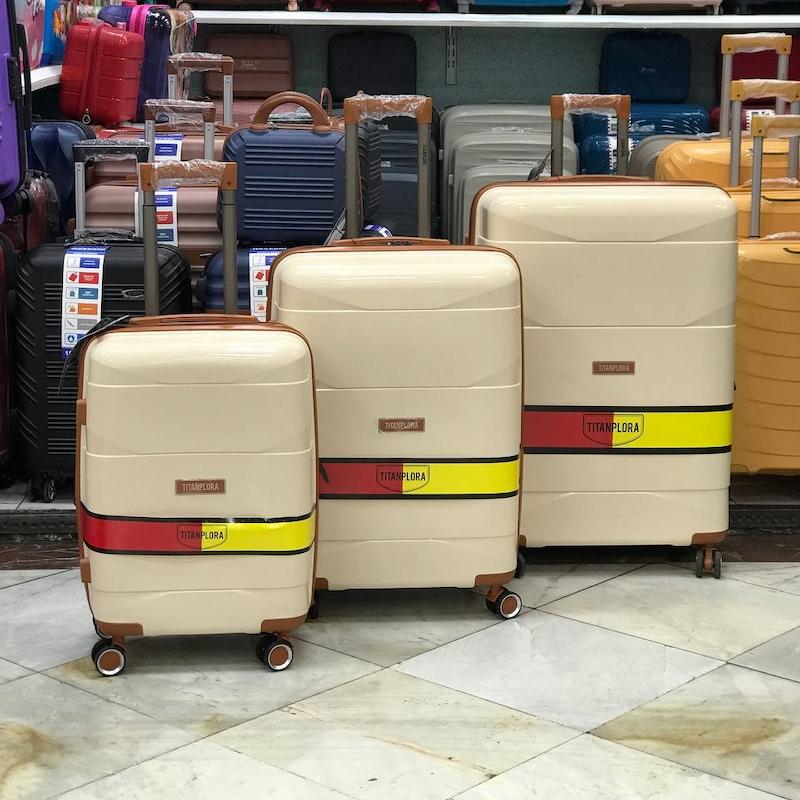 چمدان تیتان پلورا مدل ماکس (ست کامل)