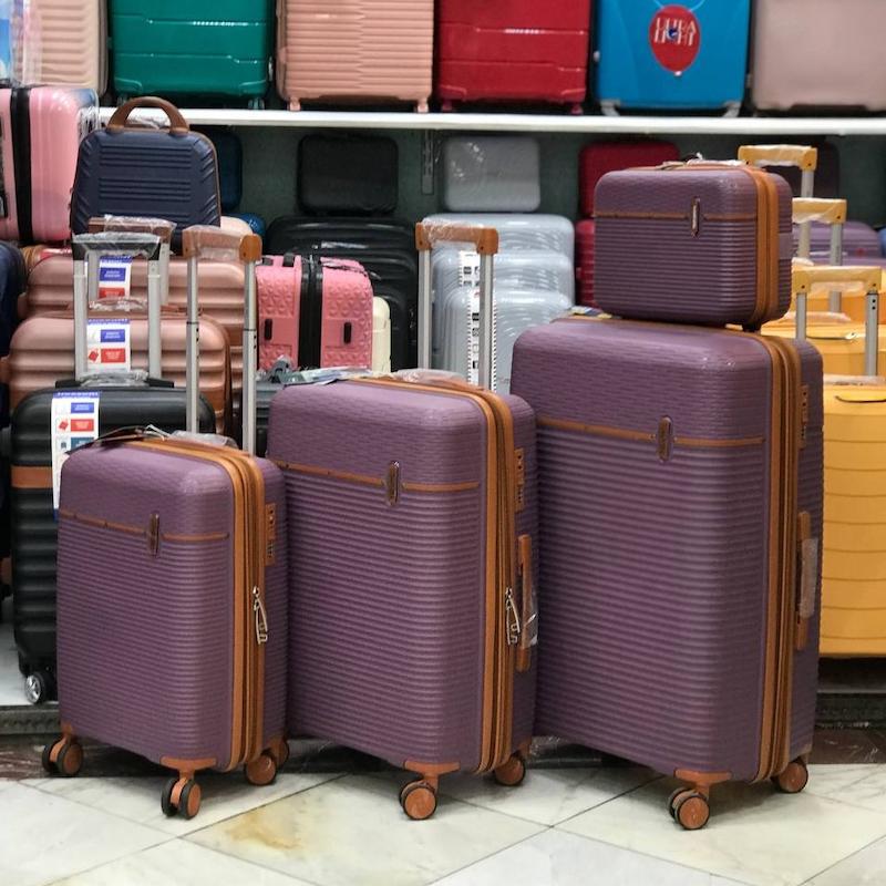 چمدان تیتان پلورا مدل A-10 (ست کامل)