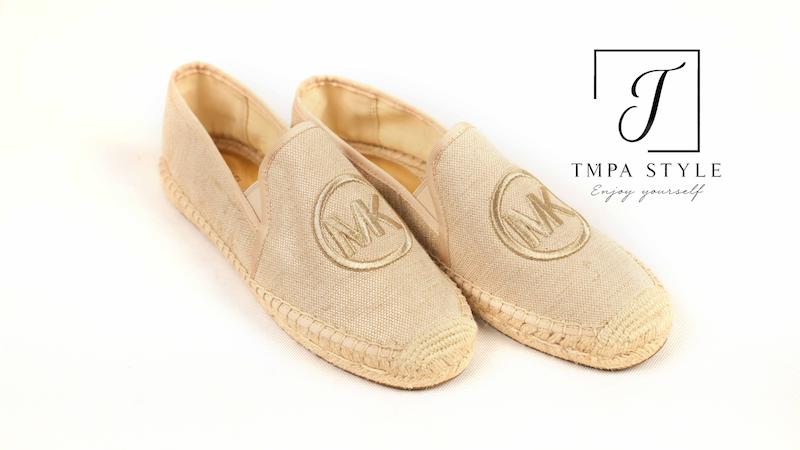 کفش اسپادریل زنانه برند مایکل کورس (Michael Kors) کرم طلایی