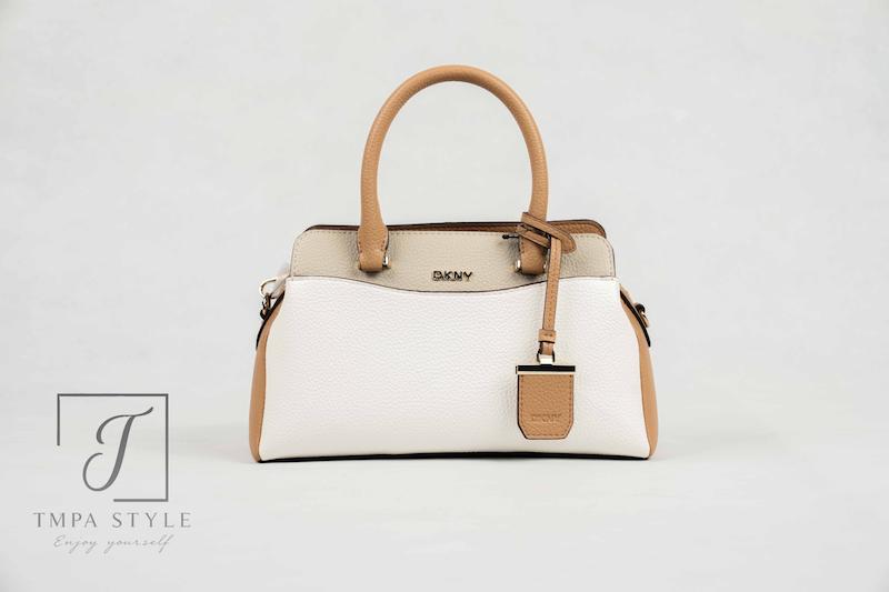کیف دستی زنانه برند دی کی ان وای (DKNY) مشکی و سبز کرم و کرم سفید