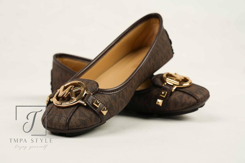 کفش بالرین زنانه برند مایکل کورس (Michael Kors) قهوه ای
