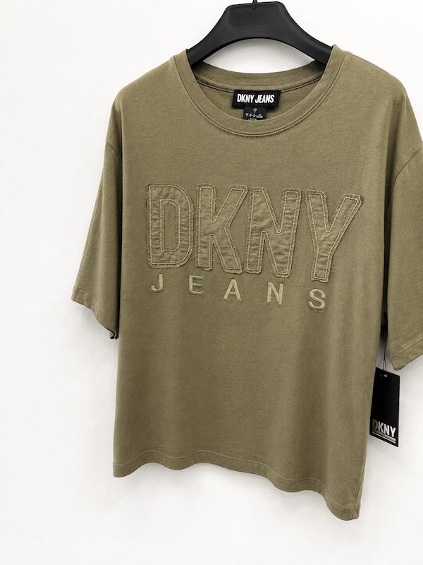 تیشرت زنانه برند دی کی ان وای (DKNY) یشمی