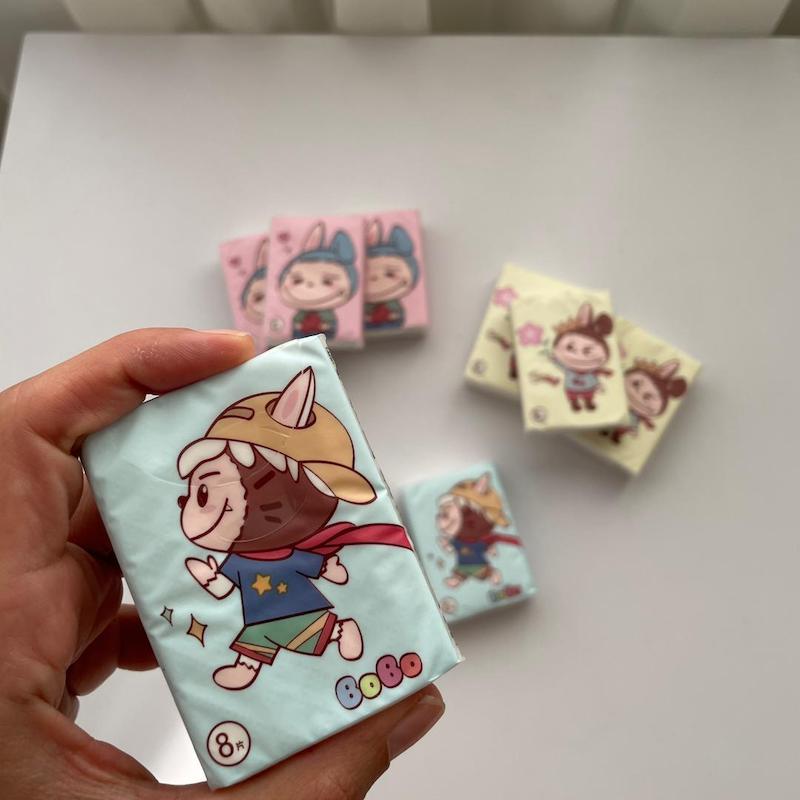 دستمال جیبی لبوبو