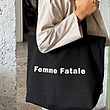 توت بگ Femme Fatale