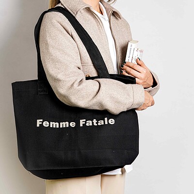 توت بگ Femme Fatale