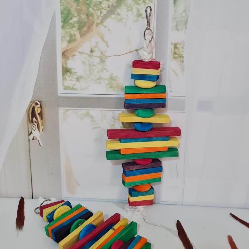 آویز چوبی رنگی مدل آجری