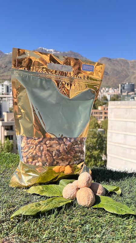 مغز گردو فسنجانی