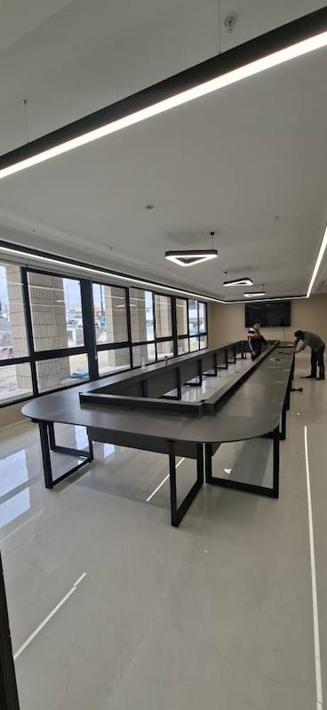 میز کنفرانس 