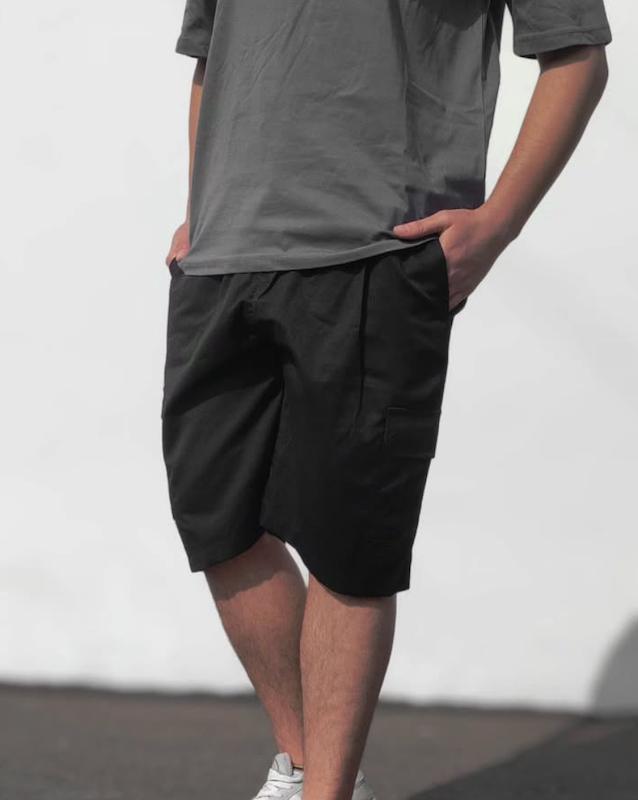 شلوارک مشکی پسرونه