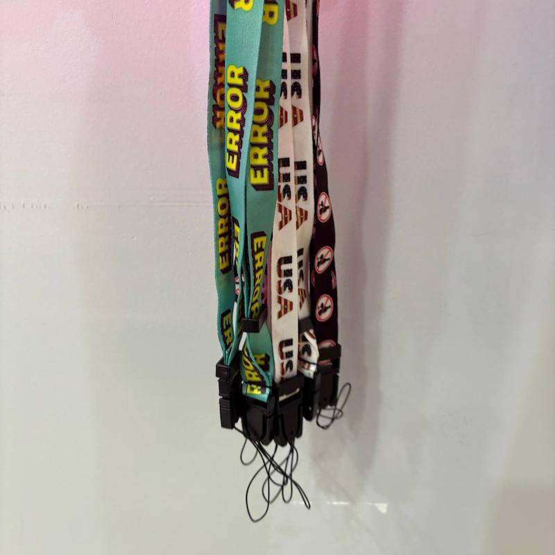 بند گردنی پاد و ویپ همراه با سیلیکون | نگهداری راحت و ایمن