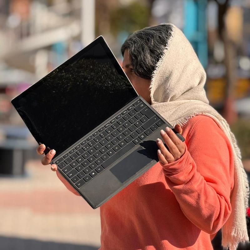 Surface pro 4 (stock)