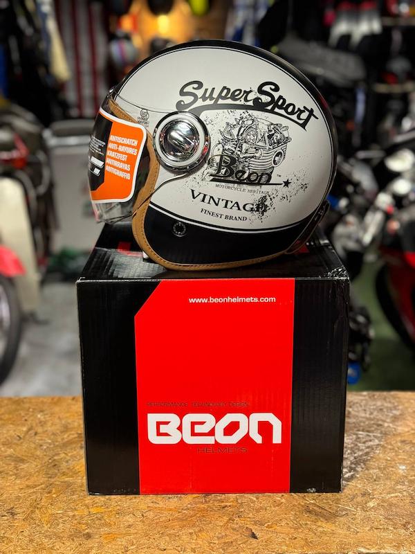 کلاه کاسکت وسپایی برند Beon مدل BLACK super sport