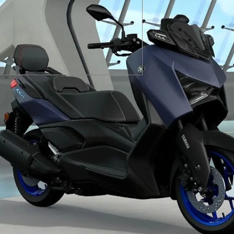 تکیه گاه سرنشین XMAX 
