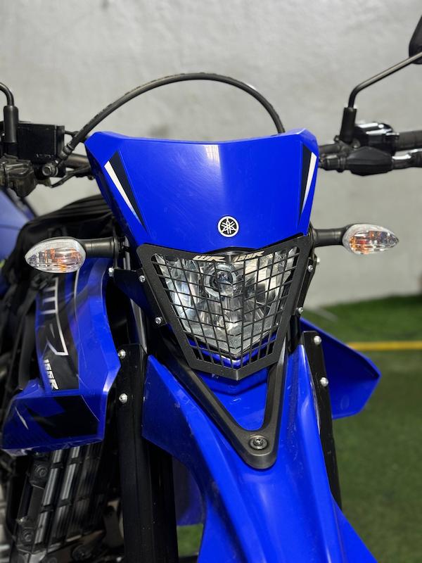 محافظ چراغ موتورسیکلت yamaha wr 155
