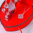 ست ساعت و اکسسوری زنانه جعبه قرمز مخملی